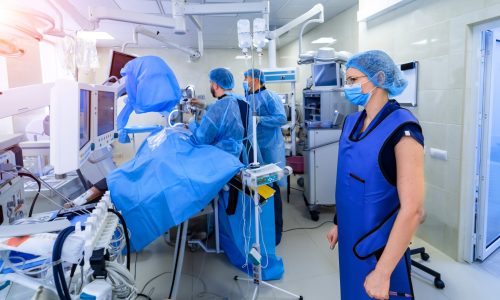 Photo of an operating room.